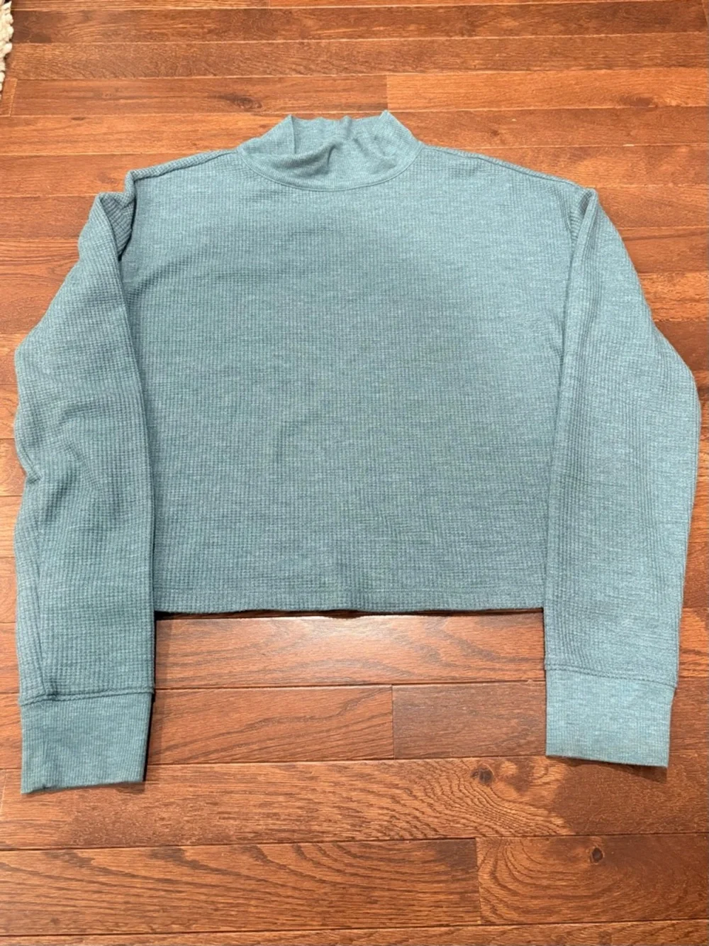 LOU & GREY Teal Waffle Knit Mock Neck Cropped Top Size M - Picture 5 of 8